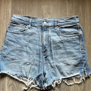 American eagle stretch highest rise 90’s boyfriend short